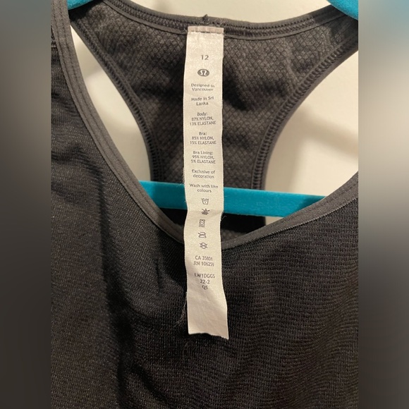 Lululemon sports bra. Black woman’s size 12 - Picture 3 of 7